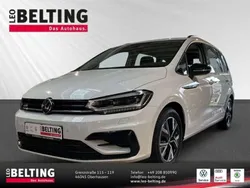 Weiß Gebraucht 2024 VW Touran IQ Drive Van / Kleinbus | 37.980 € (Etwas zu teuer)