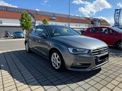 Grau Gebraucht 2014 Audi A3 Attraction Limousine | 8.950 € (Guter Preis)