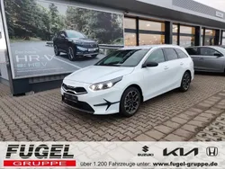 Deluxe white Neu 2024 Kia Ceed Sportswagon 3 Kombi | 24.869 € (Fairer Preis)