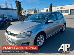 Silber Gebraucht 2014 VW Golf VII Comfortline Limousine | 9.990 € (Fairer Preis)