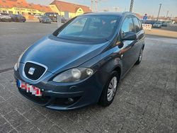 Grau Gebraucht 2009 Seat Altea Limousine | 2.899 € (Guter Preis)