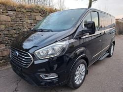 Schwarz Gebraucht 2021 Ford Tourneo Limited Kombi | 33.900 € (Guter Preis)