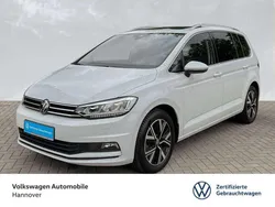 Pure white Gebraucht 2024 VW Touran Highline Van / Kleinbus | 36.770 € (Etwas zu teuer)