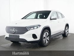 Weiß Gebraucht 2024 Mercedes EQA300 Advanced SUV | 35.990 € (Fairer Preis)