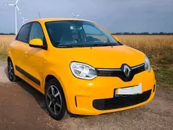 Gelb Gebraucht 2020 Renault Twingo LIMITED Kleinwagen | 9.500 € (Guter Preis)