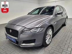 Grau (corrisgraumet.) Gebraucht 2018 Jaguar XF Sportbrake Portfolio Kombi | 18.480 € (Superpreis)