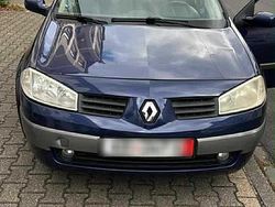Blau Gebraucht 2005 Renault Mégane II Kleinwagen | 1.000 €
