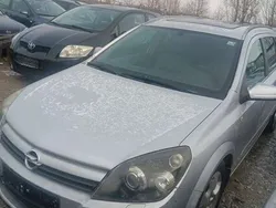 Silber Gebraucht 2004 Opel Astra Kombi | 1.350 € (Fairer Preis)
