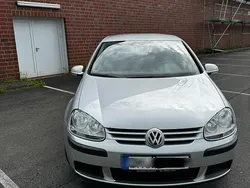 Grau Gebraucht 2004 VW Golf V Limousine | 2.499 € (Teuer)