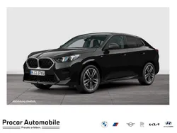 Schwarz Neu 2025 BMW X2 M Sport SUV | 46.990 € (Guter Preis)