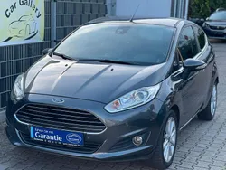 Grau Gebraucht 2017 Ford Fiesta Titanium Kleinwagen | 10.990 € (Fairer Preis)