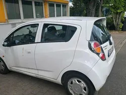Weiß Gebraucht 2010 Chevrolet Spark Kleinwagen | 1.100 € (Superpreis)