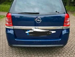 Blau Gebraucht 2012 Opel Zafira Van / Kleinbus | 6.500 €