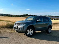 Grau Gebraucht 2008 Suzuki Grand Vitara SUV | 11.500 €