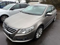 Braun Gebraucht 2009 VW Passat Limousine | 9.990 €
