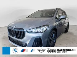 Grau Neu 2025 BMW 225 Active Tourer M Sport Van / Kleinbus | 50.790 € (Etwas zu teuer)