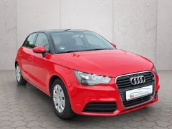 Rot Gebraucht 2013 Audi A1 Sportback Attraction Kleinwagen | 7.990 € (Fairer Preis)