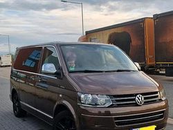 Braun Gebraucht 2015 VW T5 Highline Van | 17.900 € (Fairer Preis)