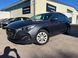 Grau Gebraucht 2019 Hyundai i30 Select Kombi | 11.790 € (Fairer Preis)