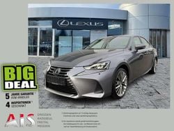 Mercury grey Gebraucht 2017 Lexus IS300h Luxury Line Limousine | 28.990 € (Fairer Preis)