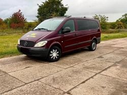 Rot Gebraucht 2006 Mercedes Vito Van / Kleinbus | 4.500 €