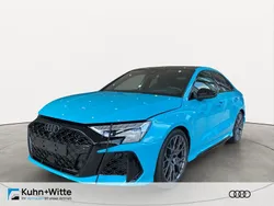 Blau Neu 2025 Audi RS3 Sport Kleinwagen | 92.970 €