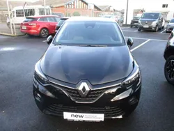 Schwarz Gebraucht 2023 Renault Clio V Evolution Kleinwagen | 16.890 € (Fairer Preis)