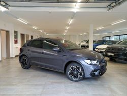 Grau Neu 2025 VW Polo R-line Limousine | 27.890 € (Etwas zu teuer)