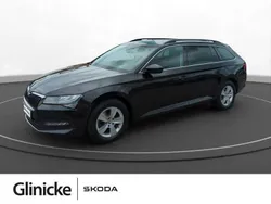 Schwarz Gebraucht 2022 Skoda Superb Ambition Kombi | 25.480 € (Fairer Preis)