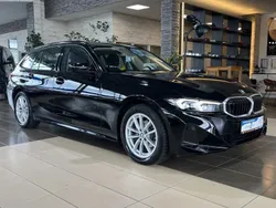 Schwarz schwarz ii Gebraucht 2023 BMW 318 Shadowline Kombi | 29.900 € (Guter Preis)