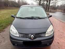 Grau Gebraucht 2006 Renault Scénic Van / Kleinbus | 1.550 € (Fairer Preis)