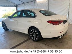 Weiß Gebraucht 2023 Mercedes C300e Limousine | 33.950 € (Superpreis)