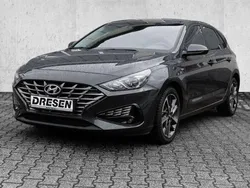 Schwarz Gebraucht 2023 Hyundai i30 Trend Limousine | 18.640 € (Fairer Preis)