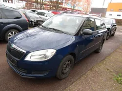 Blau Gebraucht 2011 Skoda Fabia Kombi | 1.690 € (Guter Preis)