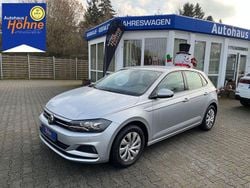 Silber Gebraucht 2018 VW Polo Comfortline Limousine | 8.990 € (Guter Preis)