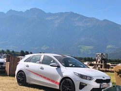 Weiß Gebraucht 2020 Kia Ceed Kleinwagen | 11.000 € (Guter Preis)