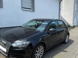 Schwarz Gebraucht 2014 Audi A1 Sportback Ambition Kleinwagen | 10.500 € (Fairer Preis)