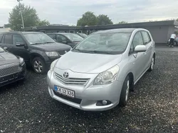 Silber Gebraucht 2011 Toyota Verso Life Van / Kleinbus | 2.800 € (Guter Preis)