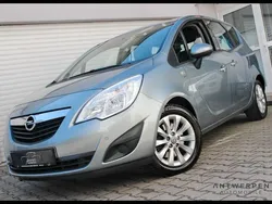 Silber Gebraucht 2013 Opel Meriva Active Van / Kleinbus | 4.440 € (Guter Preis)