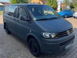 Schwarz Gebraucht 2012 VW T5 Basis Van | 10.700 € (Etwas zu teuer)
