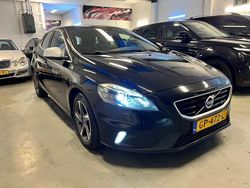 Schwarz Gebraucht 2015 Volvo V40 R-Design Kombi | 6.400 € (Superpreis)
