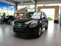 Deep black perleffekt Gebraucht 2009 VW Tiguan Sport SUV | 8.200 € (Teuer)