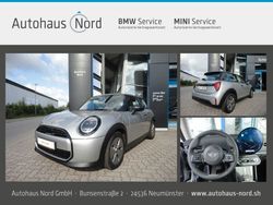 Silber Gebraucht 2024 Mini Cooper Classic Kleinwagen | 24.900 € (Guter Preis)