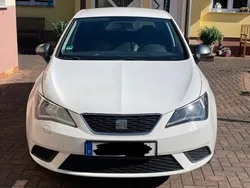 Weiß Gebraucht 2016 Seat Ibiza CONNECT Limousine | 7.300 € (Fairer Preis)