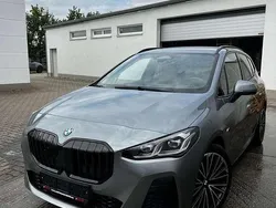 Skyscraper grau Gebraucht 2022 BMW 218 M Sport Van / Kleinbus | 25.950 € (Fairer Preis)