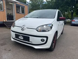 Weiß Gebraucht 2016 VW up! high up! Kleinwagen | 5.790 € (Guter Preis)