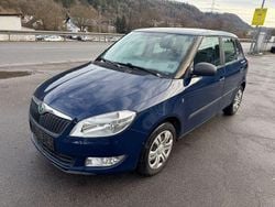 Blau Gebraucht 2012 Skoda Fabia Active Kleinwagen | 1.799 € (Guter Preis)