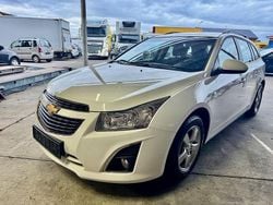 Weiß Gebraucht 2012 Chevrolet Cruze LT Kombi | 5.999 € (Etwas zu teuer)