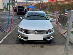 Silber Gebraucht 2015 VW Passat Comfortline Limousine | 11.650 € (Fairer Preis)