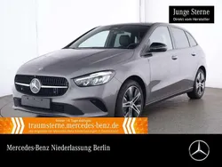 Grau Gebraucht 2024 Mercedes B250e Advanced Plus Van / Kleinbus | 35.990 € (Teuer)